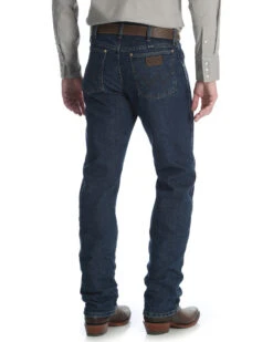 Wrangler Men's Premium Performance Cool Vantage Regular Fit Cowboy Cut Jeans